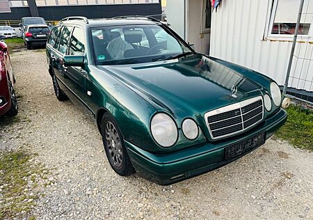 Mercedes-Benz E 240 E 240T*160TKM*NEUERTÜV*ANHAMGKPLG*AUTOMIK