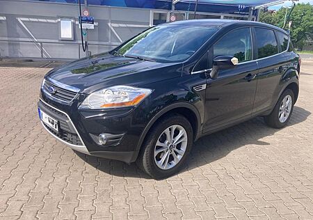 Ford Kuga 2,0 TDCi 4x4 103kW Titanium Titanium