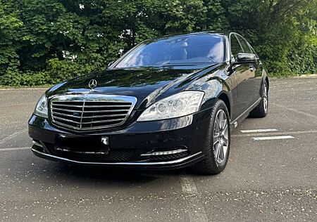 Mercedes-Benz S 350 -
