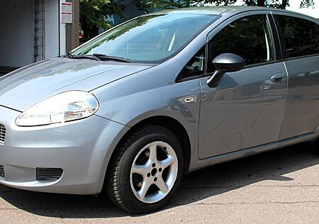 Fiat Grande Punto 1.4 8V Dynamic KLIMA*ZAHNRIEMEN NEU