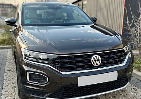 VW T-Roc Volkswagen 2.0 TSI DSG Standheizung 4MOTION ACC DDC