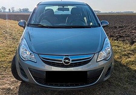 Opel Corsa 1.4 l Motor, Tüv neu
