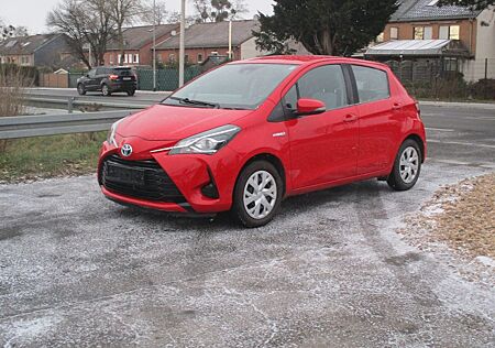 Toyota Yaris 1.5 Hybrid Aut.*Klima*Navi*Kamera*Pdc*Temp