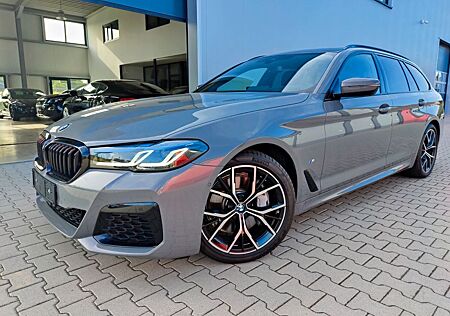 BMW 540d xDrive M Sport LAZER Head-Up PANO AHK RKam