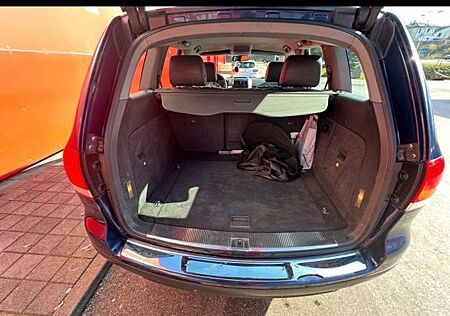 VW Touareg Volkswagen 3.0 V6 TDI Tiptronic Standard