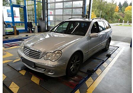 Mercedes-Benz 220 gebraucht kaufen Mercedes-Benz 220 C220 TÜV 3/27 viele Neuteile
