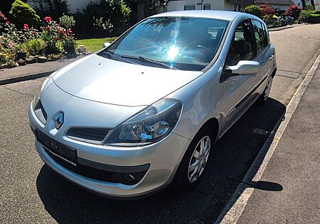 Renault Clio by RIP CURL 1.2/TüV+Zahnriemen+Kupplung Neu