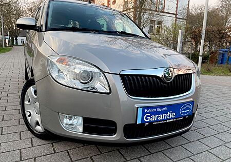 Skoda Roomster 1.6-Automatik-1.HD-PDC-Temp-SHZ-AHK-