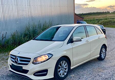 Mercedes-Benz B 180 d BlueEFFICIENCY Edition 2017