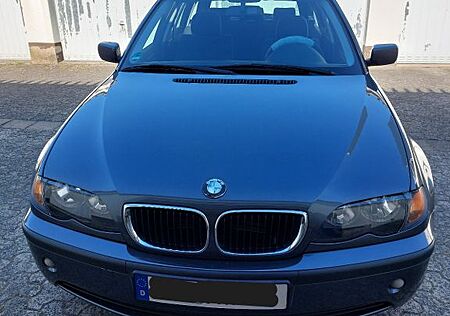 BMW 318i Touring - e46