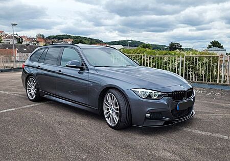 BMW 320d Touring M Sport AHK, HUD