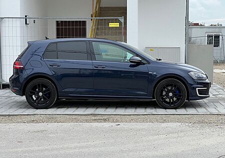 VW Golf Volkswagen GTE GTE - komplett Scheckheftgepflegt