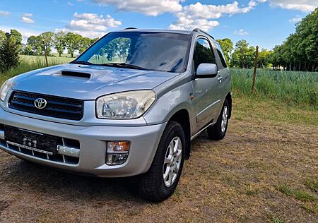 Toyota RAV 4 -