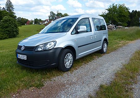 VW Caddy Volkswagen 1,6TDI Trend 102PS, sehr gepflegt, AHK