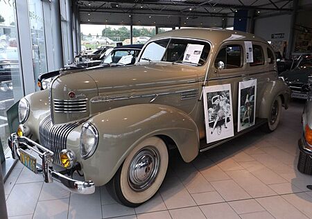 Chrysler New Yorker  von "Dita von Teese"