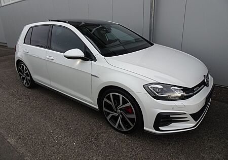 VW Golf Volkswagen GTD DSG Sport&Style PANO ACC KAMERA MATRIX