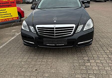 Mercedes-Benz E 220 T-Modell CDI BlueEfficiency