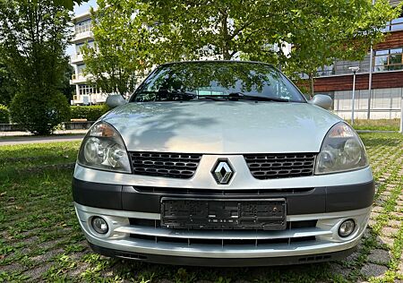 Renault Clio 1.2 16V mit Neu Tüv 8,2027