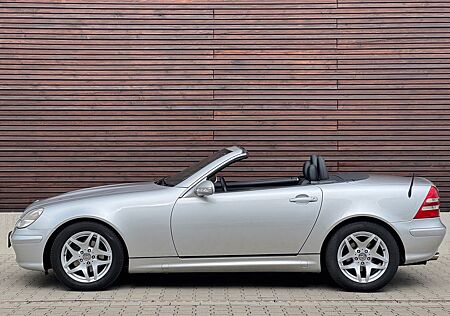 Mercedes-Benz SLK 230 KOMPRESSOR / FINAL EDITION / SCHECKHEFT