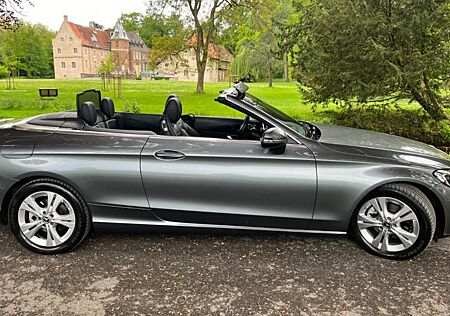 Mercedes-Benz C 220 d Cabrio / Garagenfahrzeug