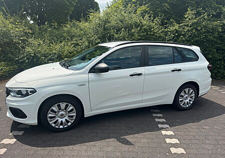 Fiat Tipo *Top Familienauto* 1.4 T-Jet MORE