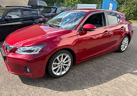 Lexus CT 200h