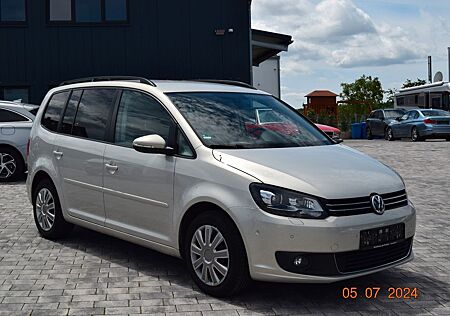 VW Touran Volkswagen 2.0 TDI Highline/Bi-Xenon/StandHZG/AHK/