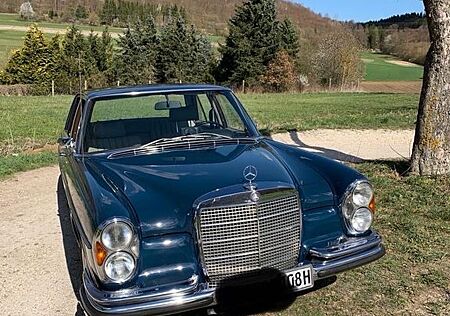 Mercedes-Benz 280 SE (W 108)