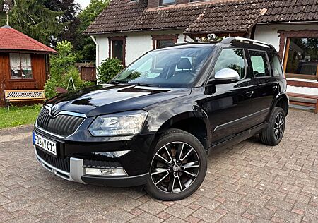 Skoda Yeti 2.0 TDI *140PS*AHK*Sitzhzg*8Fach Bereift*