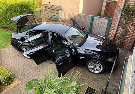 BMW 520d xDrive A -