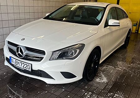 Mercedes-Benz CLA 180 Shooting Brake -