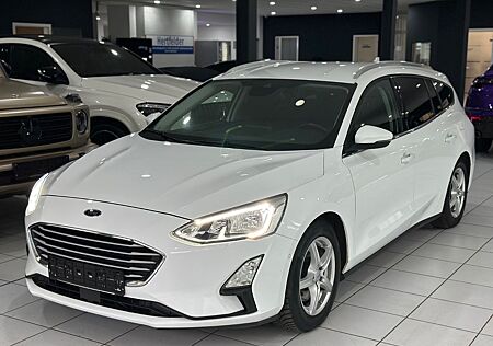 Ford Focus Turnier C&C*AUTOMATIK*KAMERA*AHK*TOT-W*NAV