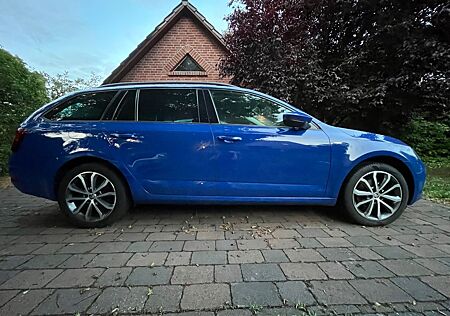 Skoda Octavia 2.0 TDI 1HAND DSG TÜV NEU KAM LED NAVI