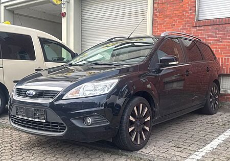 Ford Focus Turnier Black Magic