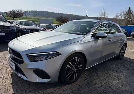 Mercedes-Benz A 180 d LEDER NAVI KAMERA LED MBUX