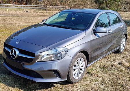 Mercedes-Benz A 160 d - 90PS ** KLIMA * NAVI **
