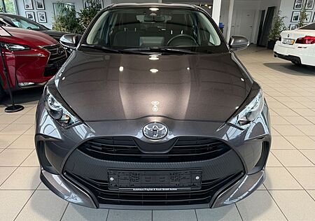 Toyota Yaris Comfort Navi*RFK*Abstandstempomat*Spurhalt