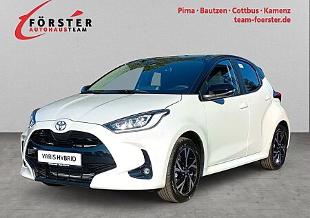 Toyota Yaris 1.5 Hybrid Black & White *inkl. WKR*