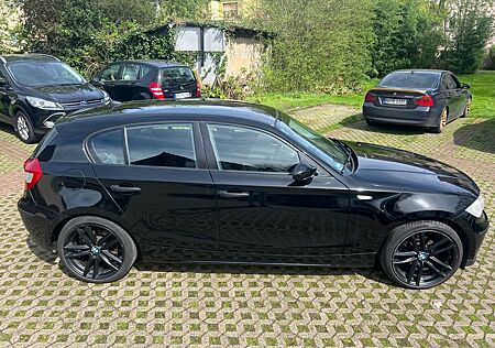 BMW 118i E87 | 8-fach bereift | TÜV bis 08/2025