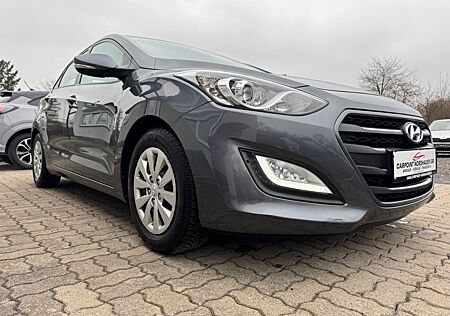 Hyundai i30 blue Trend