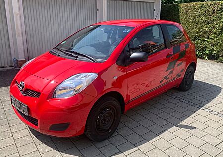 Toyota Yaris 1,0-l-VVT-i - 51.000 km - Service/TÜV neu