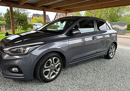 Hyundai i20 1.4 Style Automatik Style