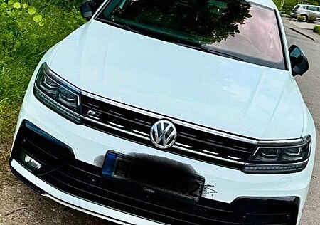 VW Tiguan Volkswagen 2.0 TDI SCR 140kW DSG 4MOTION Highlin...