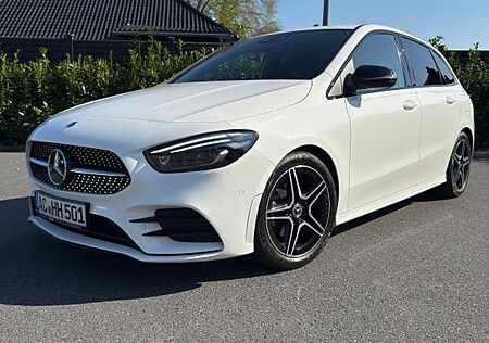 Mercedes-Benz B 200 AMG Line, Night, MBUX ,AHK, Garantie