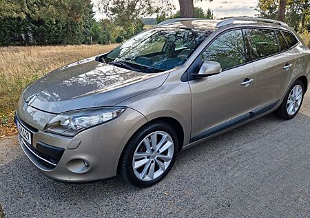 Renault Megane Grandtour Luxe 2.0 16V 140 CVT