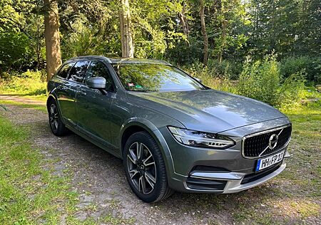 Volvo V90 Cross Country D5 AWD - V-Max > 200 km/h