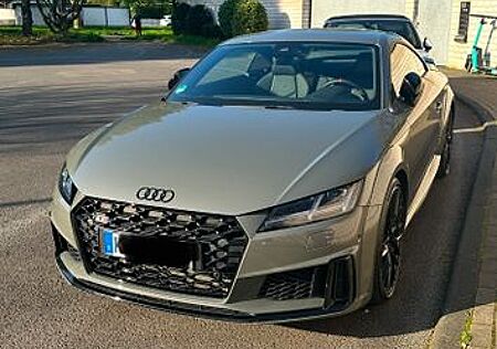 Audi TTS Coupe TFSI S tronic quattro 320 PS-