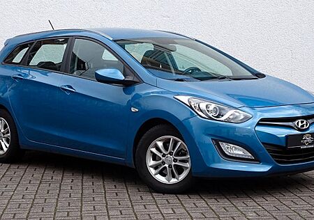 Hyundai i30 1.6 GDI|AHK|Tempomat|Bluetooth|Allwetter|