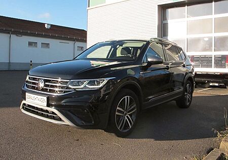 VW Tiguan Allspace Volkswagen Elegance 4Motion