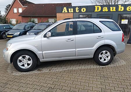 Kia Sorento 2.5 CRDi 4WD+AHK(3T)+Klima+EFH+Kamera